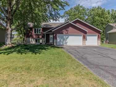 1125 5th Street N, Sartell, MN 56377