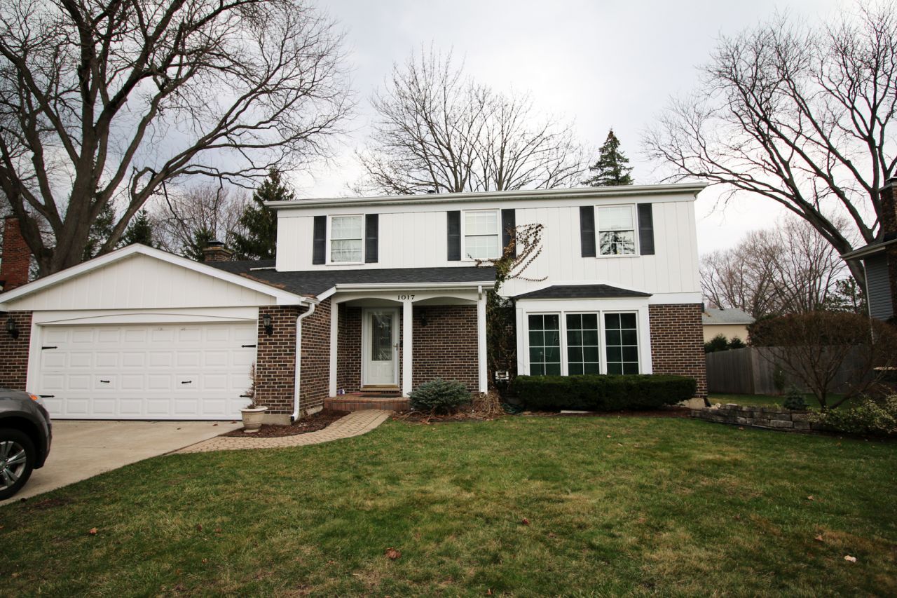 1017 Mayfair Drive , Libertyville, IL 60048