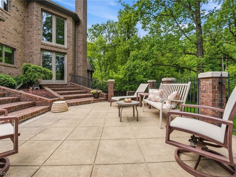 1337 Meadowood Circle, Poland, OH 44514 Photo 45