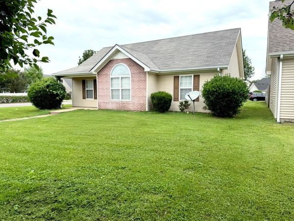 1451 Rochester Dr , Murfreesboro, TN 37130