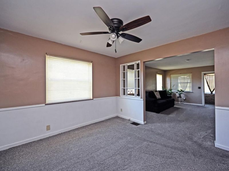 4027 Smith Road, Cincinnati, OH 45211 Photo 11