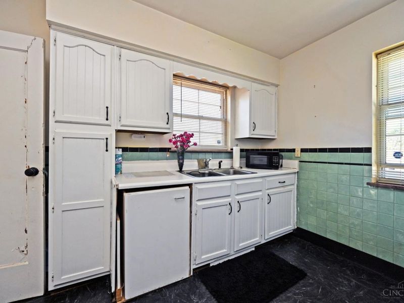 4027 Smith Road, Cincinnati, OH 45211 Photo 23
