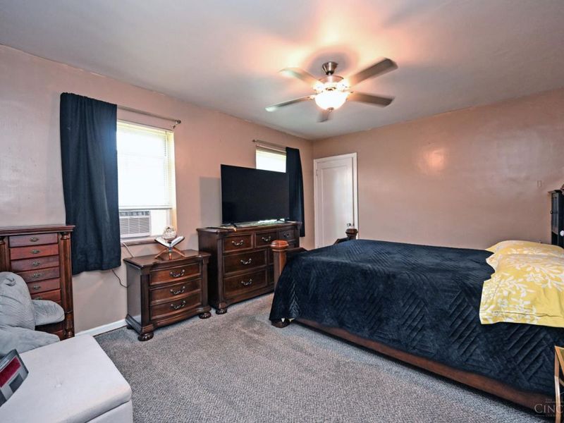 4027 Smith Road, Cincinnati, OH 45211 Photo 24