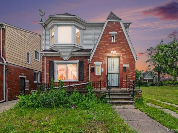 16728-16730 Woodingham Drive, Detroit, MI 48221