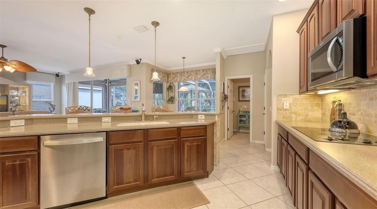 7915 Kavanagh Court, Sarasota, FL 34240 Photo
