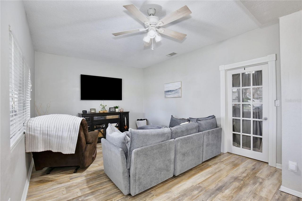 32104 Harris Road, Tavares, FL 32778 Photo