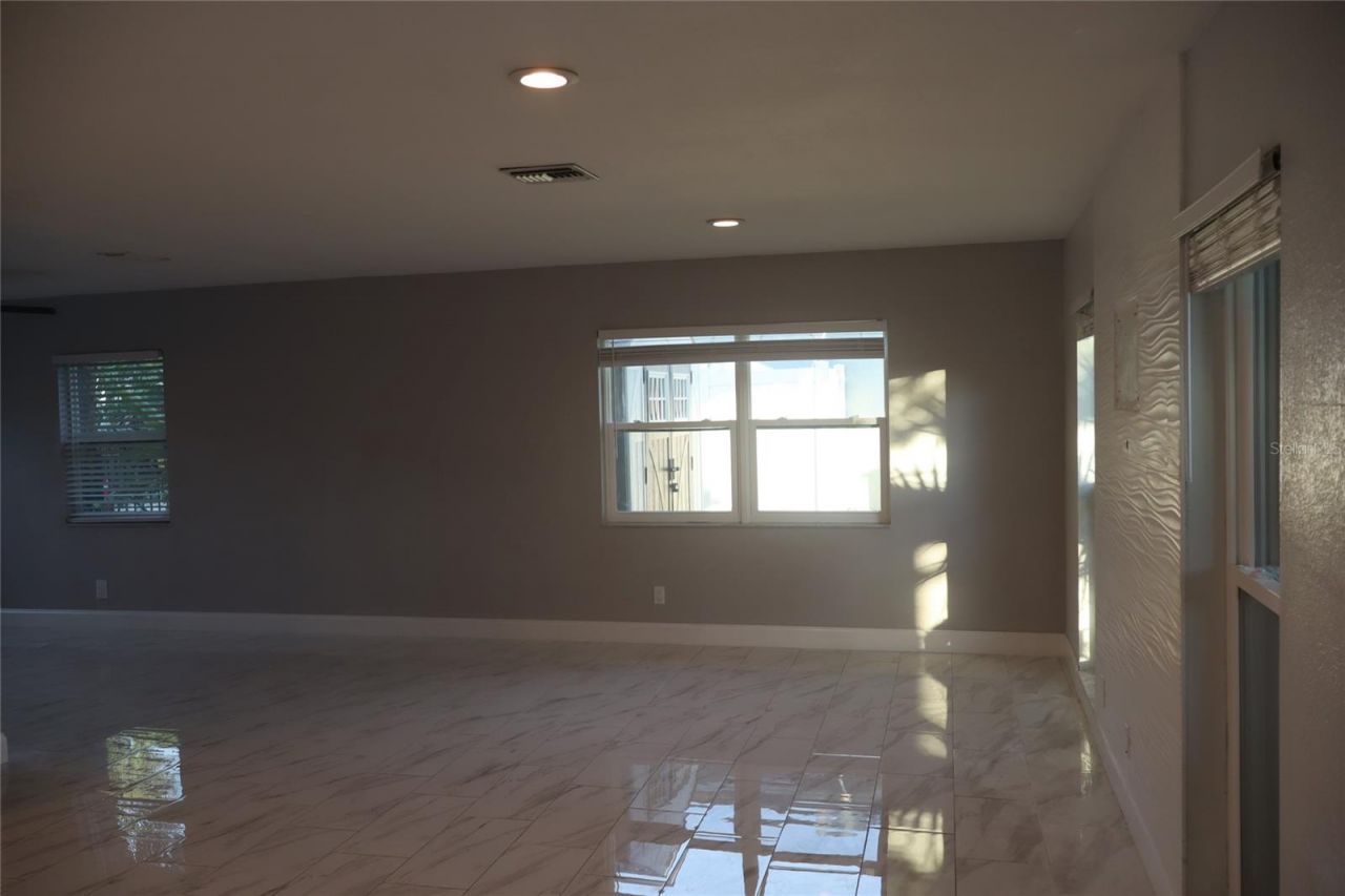 1019 Spindle Palm Way , Apollo Beach, FL 33572 Photo