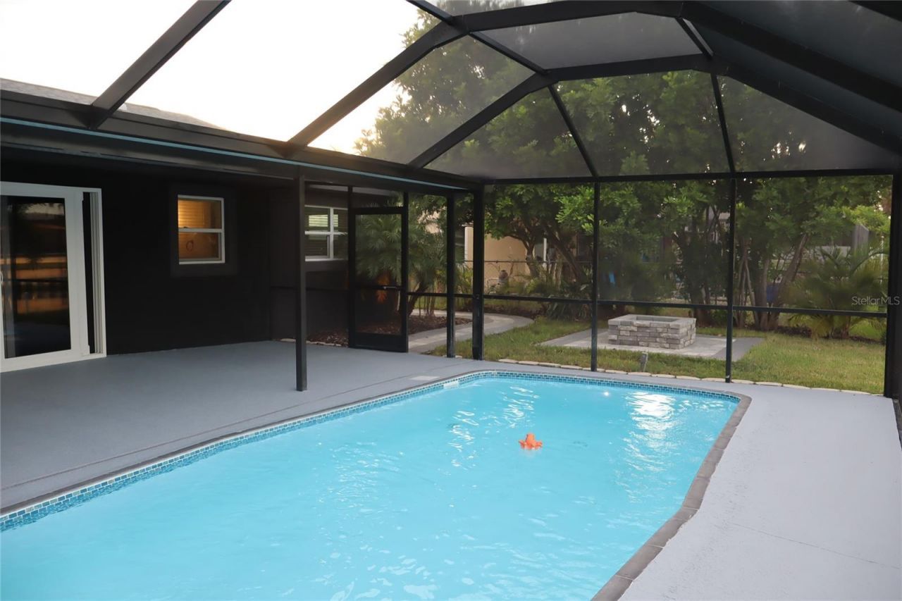 1019 Spindle Palm Way , Apollo Beach, FL 33572 Photo