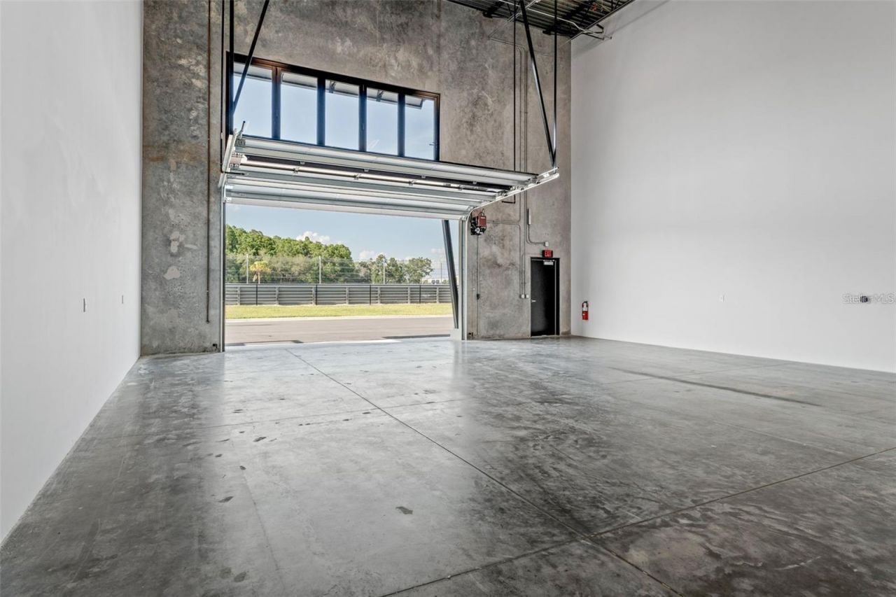 6500 Motor Enclave Way , Unit 1102, Tampa, FL 33610 Photo