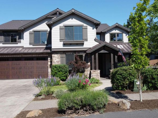 61152 SE Sydney Harbor Drive, Bend, OR 97702