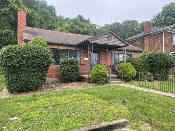 1910 Hilton Avenue , Ashland, KY 41101