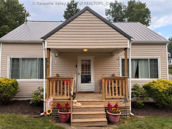 4615 Young Street, South Charleston, WV 25309