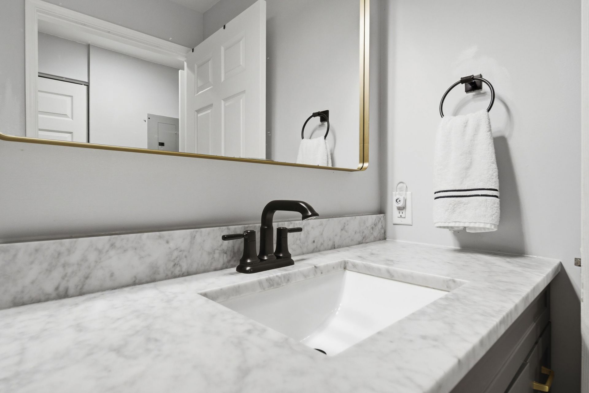 780 S Sapodilla Avenue, Unit 104, West Palm Beach, FL 33401 Photo