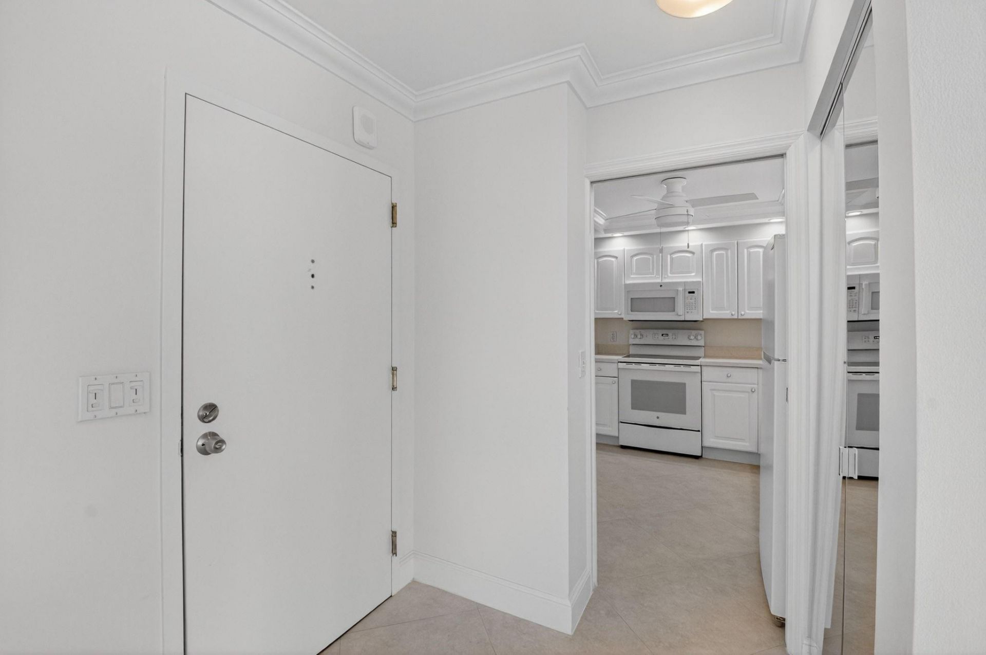 4505 S Ocean Boulevard, Unit 805, Highland Beach, FL 33487 Photo