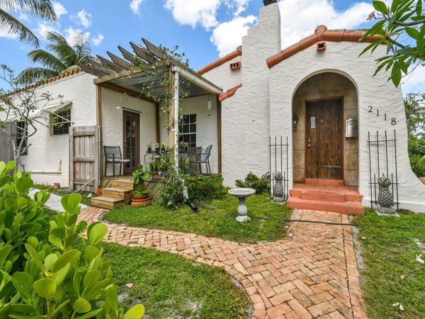 2118 Florida Avenue, West Palm Beach, FL 33401