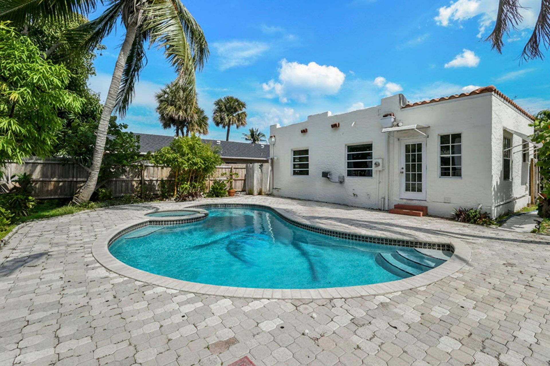 2118 Florida Avenue, West Palm Beach, FL 33401 Photo