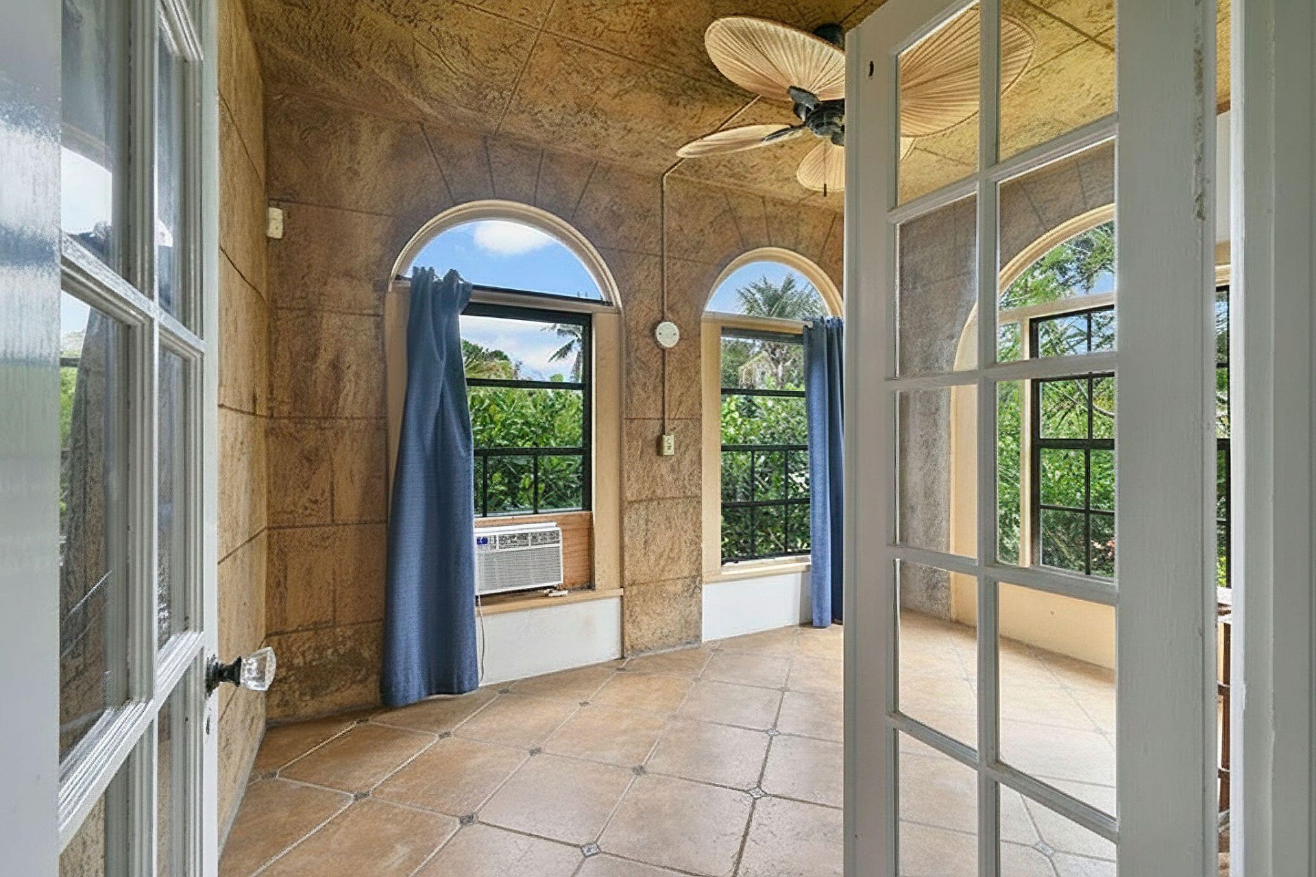 2118 Florida Avenue, West Palm Beach, FL 33401 Photo
