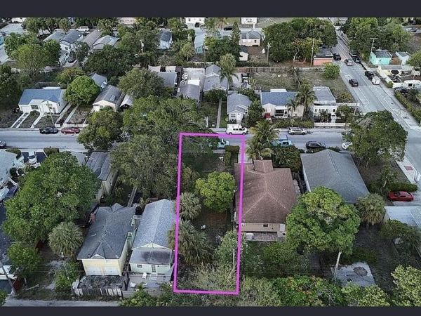 211 N E Street, Lake Worth Beach, FL 33460