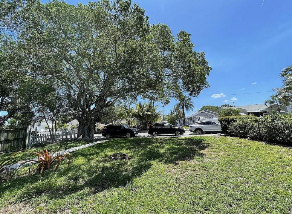 211 N E Street, Lake Worth Beach, FL 33460 Photo