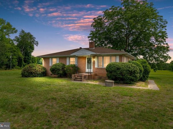 1440 HOLLY FARM ROAD, BURKEVILLE, VA 23922