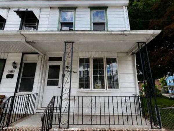 438 SAINT MARY STREET , BURLINGTON, NJ 08016