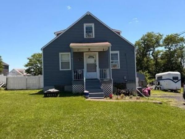 7827 PRICE LANE, BALTIMORE, MD 21237
