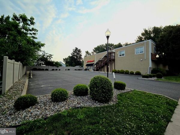 11 LINCOLN AVENUE, WOODBURY HEIGHTS, NJ 08097