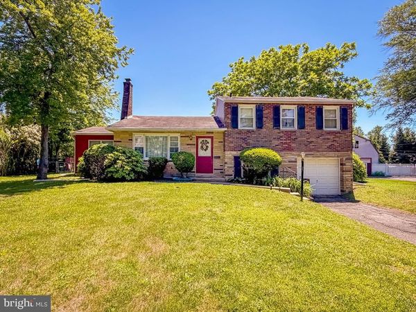 74 MEADOW LANE , RICHBORO, PA 18954