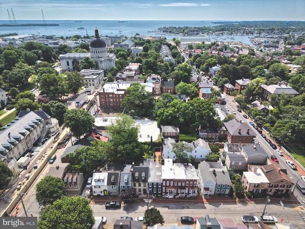 11 1/2 COLLEGE AVENUE, ANNAPOLIS, MD 21401