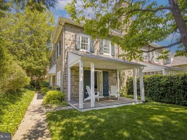 15 E WILLOW GROVE AVENUE, PHILADELPHIA, PA 19118