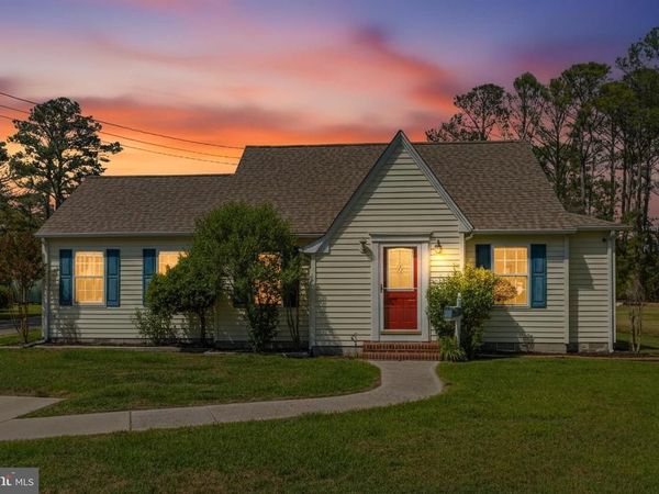 20 HALL HIGHWAY , CRISFIELD, MD 21817