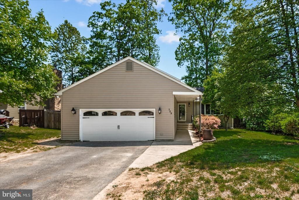 108 Cobblers Court , Stafford, VA 22554 Main Photo