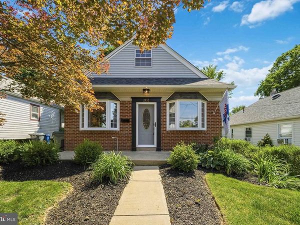 2452 ARLINGTON AVENUE, ABINGTON, PA 19001