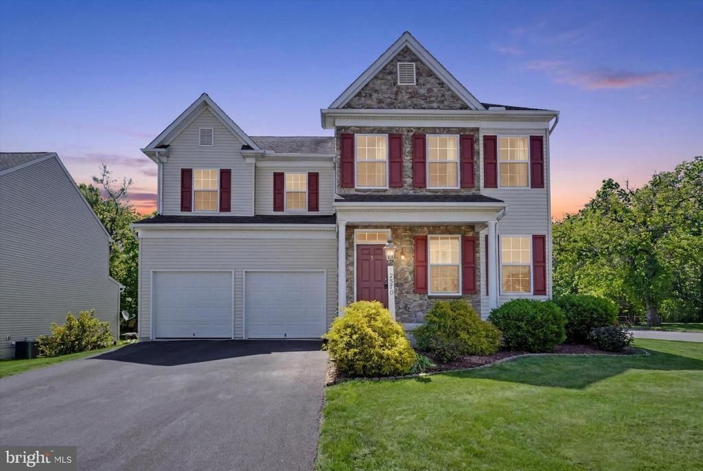 2570 Carriage Lane, Dover, PA 17315 Main Photo