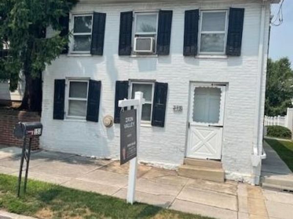153 W KING STREET, ABBOTTSTOWN, PA 17301