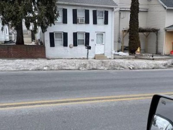 153 W KING STREET, ABBOTTSTOWN, PA 17301