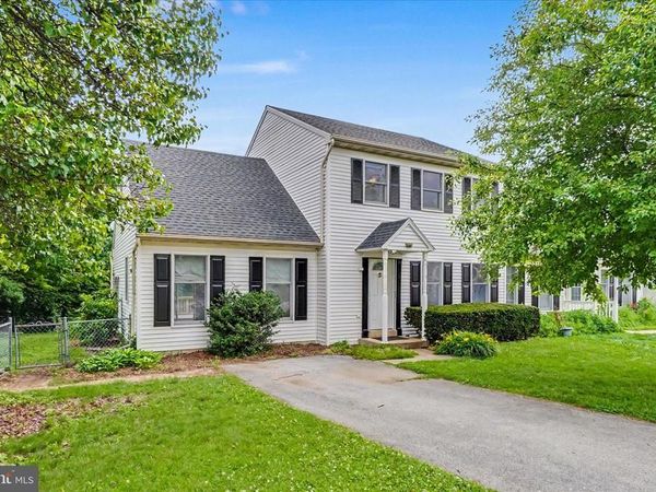 37 STEEPLE AVENUE, RED LION, PA 17356