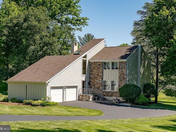 103 CUMBERLAND PLACE, BRYN MAWR, PA 19010