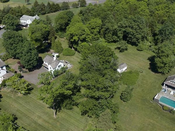 310 DURHAM ROAD, OTTSVILLE, PA 18942