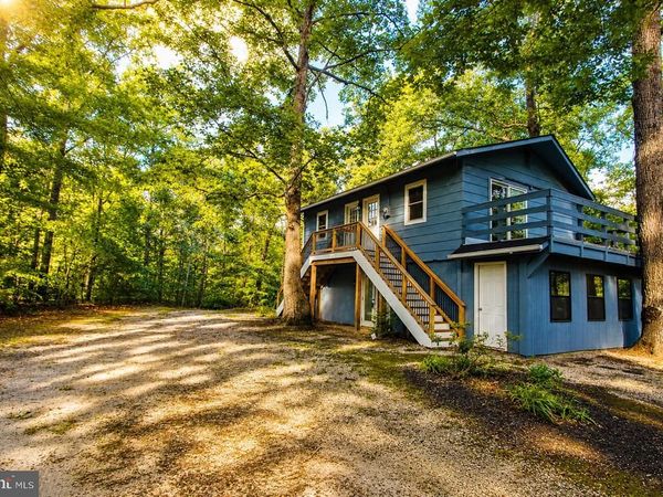 185 POND POINT AVENUE, WALKERTON, VA 23177