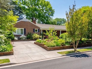 1420 ROYSTON STREET, FREDERICKSBURG, VA 22401