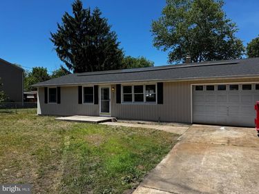 312 SPRING LAKE BOULEVARD, BROWNS MILLS, NJ 08015
