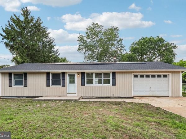 312 SPRING LAKE BOULEVARD, BROWNS MILLS, NJ 08015