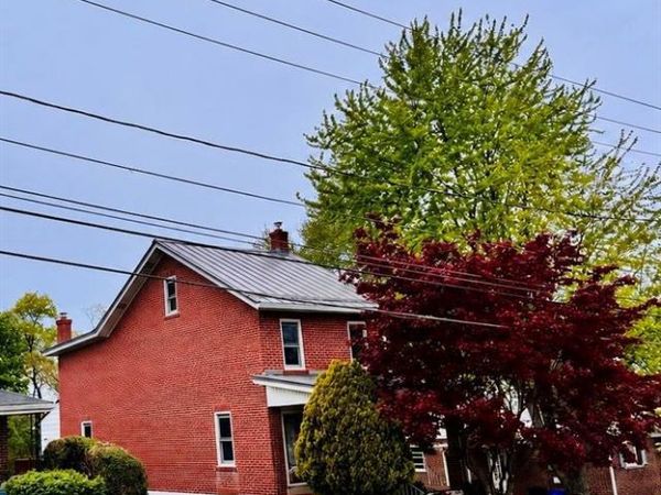 414 S 6TH STREET , EMMAUS, PA 18049