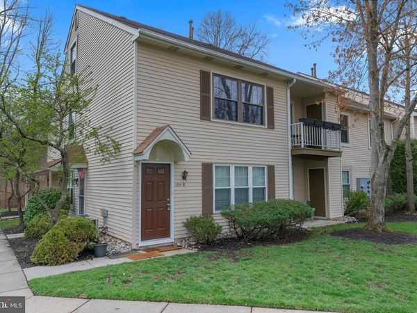 164 B BRADFORD COURT , MOUNT LAUREL, NJ 08054