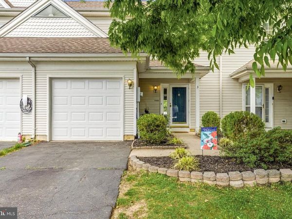 3 TATTERSALL DRIVE , BURLINGTON, NJ 08016