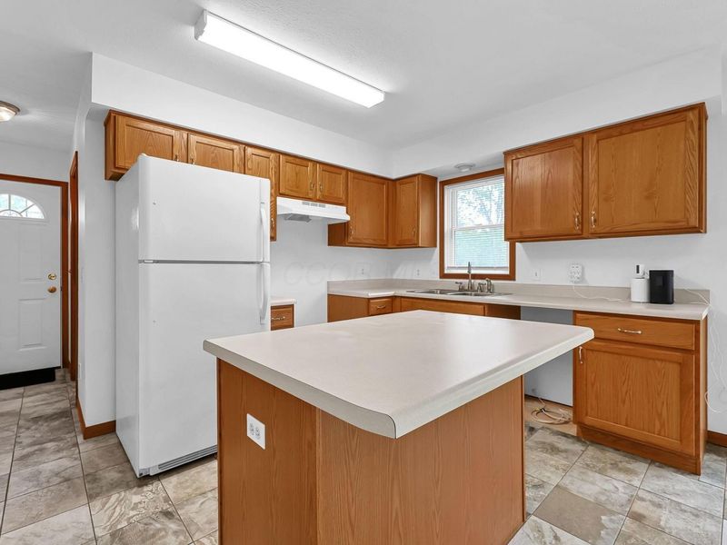 650 Pleasant Grove Road, Zanesville, OH 43701 Photo 12