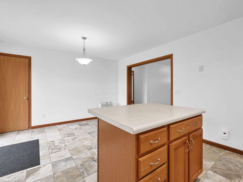 650 Pleasant Grove Road, Zanesville, OH 43701 Photo 14