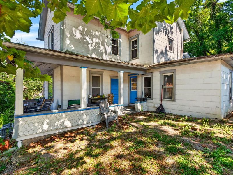 210 W State Street , Athens, OH 45701 Photo 13