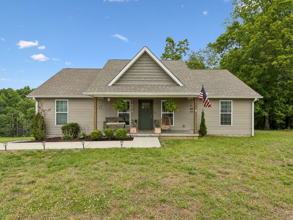206 Poling Dr , Pulaski, TN 38478